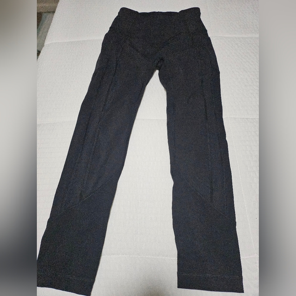 Lululemon black leggings